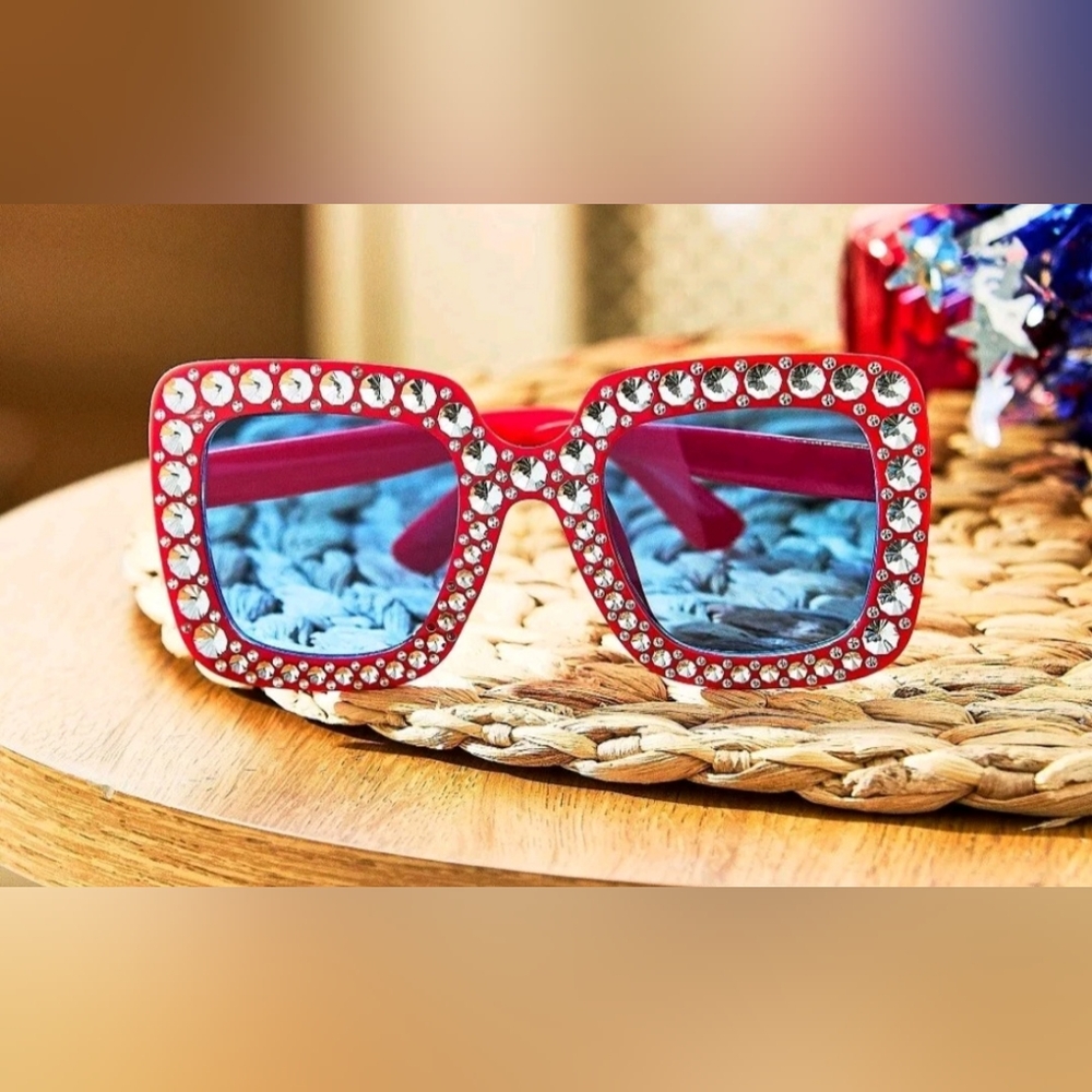 WAY TO CELEBRATE Patriotic Red Bling Costume Sunglasses Rhinestones W/Blue Lens